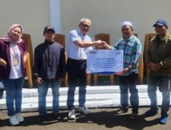 Kolaborasi BRI BO Pajajaran dengan Masyarakat Cilember: Tenda Lengkap dan Kursi Plastik Dukung Kegiatan Komunal